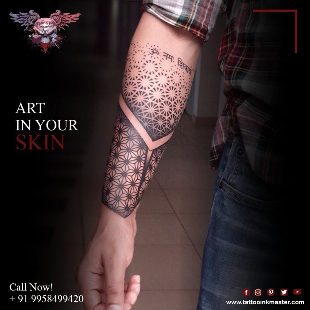 Take a closer look, strong, powerful and beautiful, isn't it? Started this  Lord Shiva Tattoo Sleeve yesterday, I am lo… | Shiva tattoo, Alien tattoo,  Sleeve tattoos