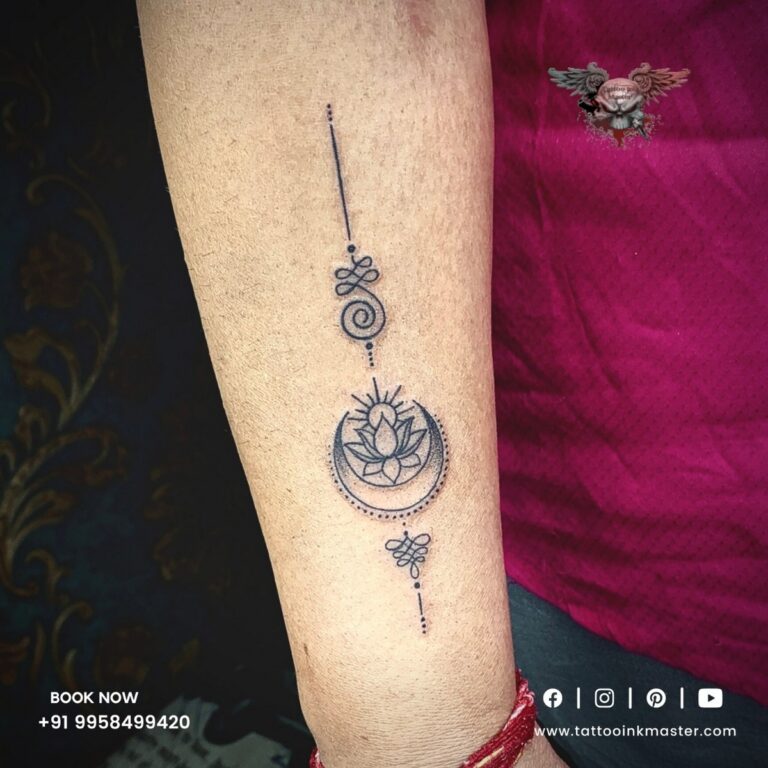 Read more about the article Beautiful Designer Tattoo With Sun and Lotus