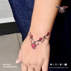 Read more about the article The Red Chain And Heart Tattoo