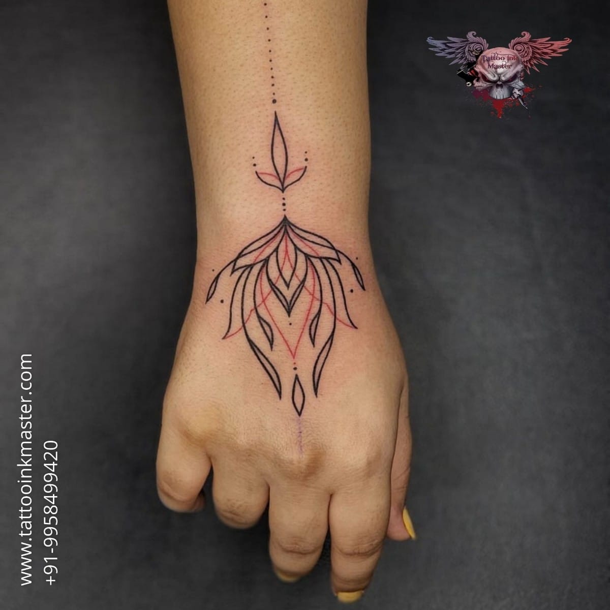You are currently viewing Beautiful Black and Red Lotus Tattoo On Arm