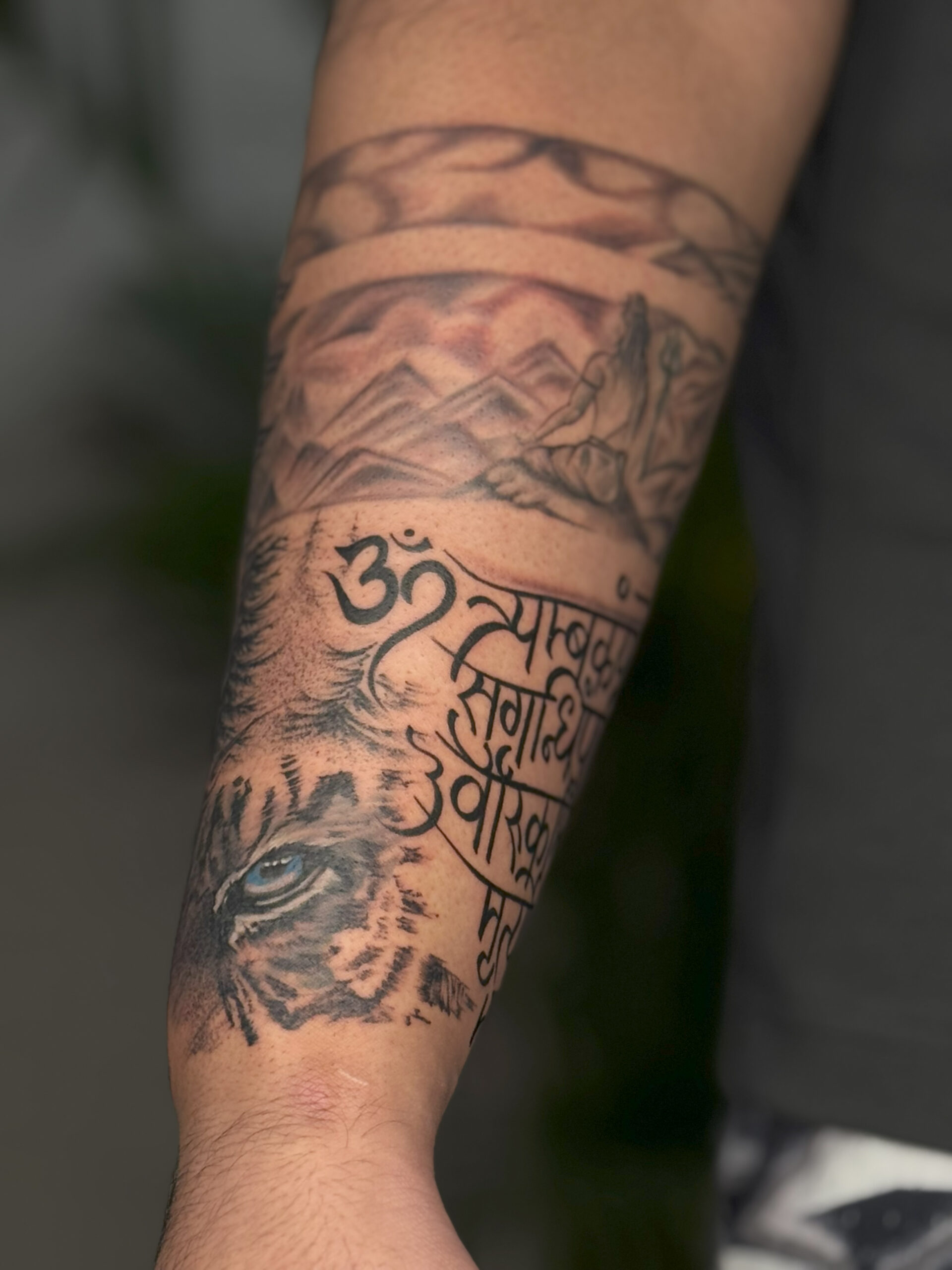 You are currently viewing Best Tattoo Studio in Noida Sector 18 – Get a Mandala Art Ganpati Tattoo Now