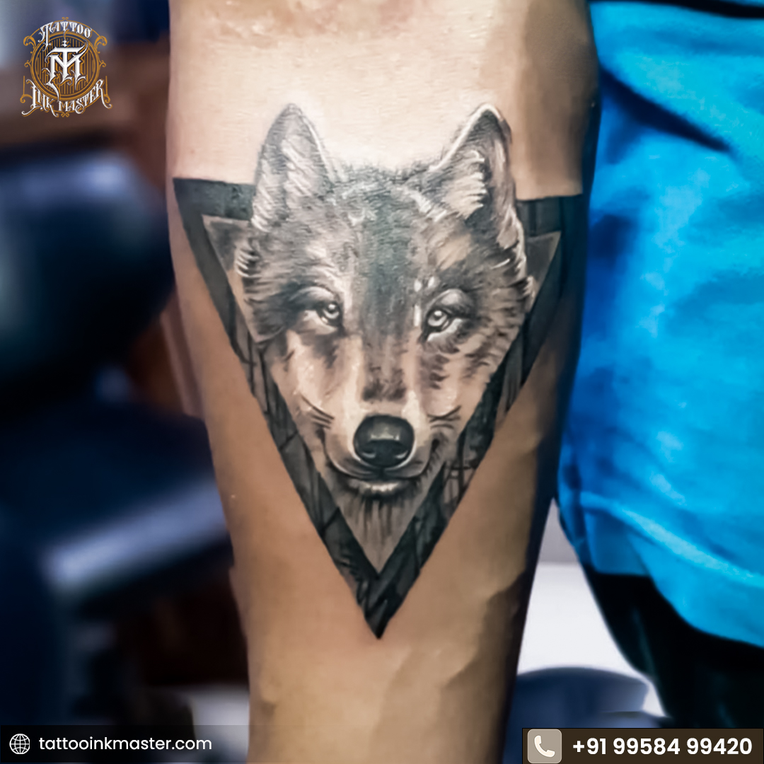 You are currently viewing Wolf Tattoo – Strength, Loyalty & Bold Symbolism